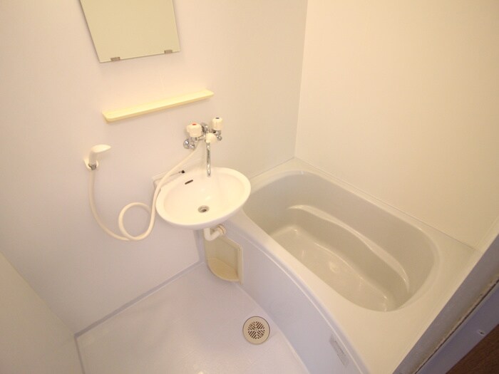 物件内観写真10　(バス／シャワールーム等)