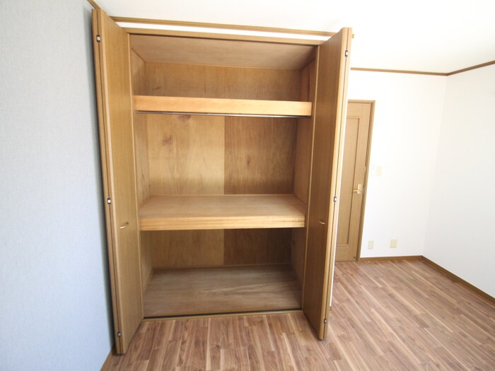 物件内観写真13　(収納)