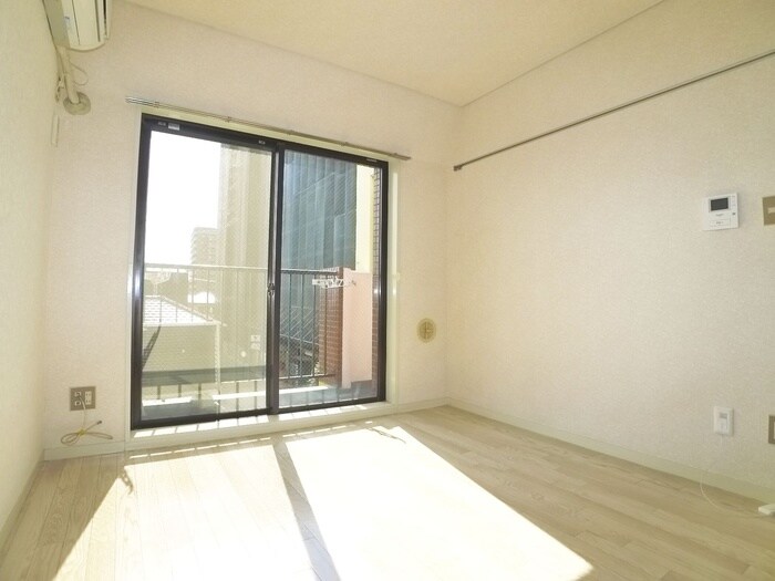 物件内観写真6　(居室)