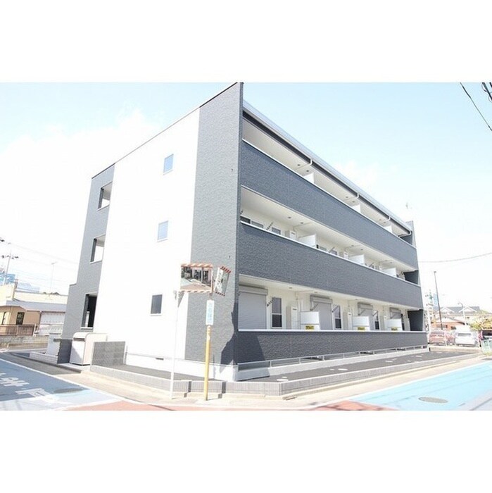 物件外観写真3　(外観写真)