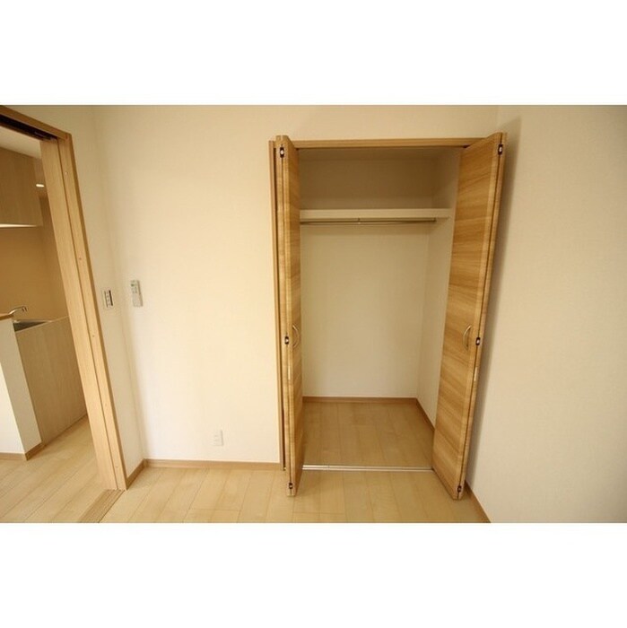 物件内観写真8　(収納)