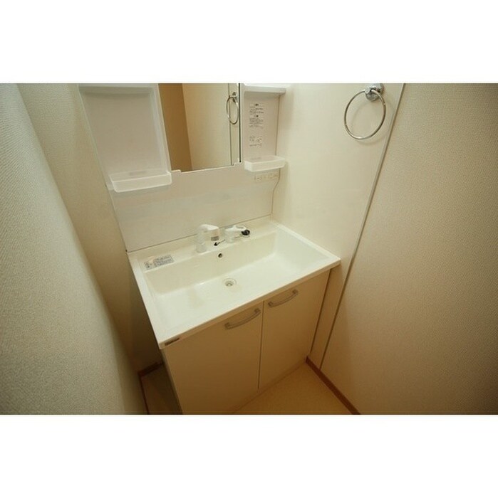 物件内観写真10　(洗面)