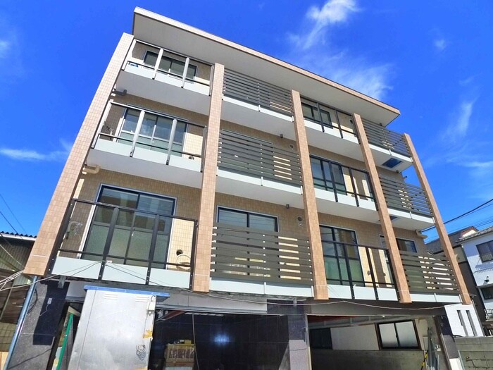 物件外観写真1　(外観写真)