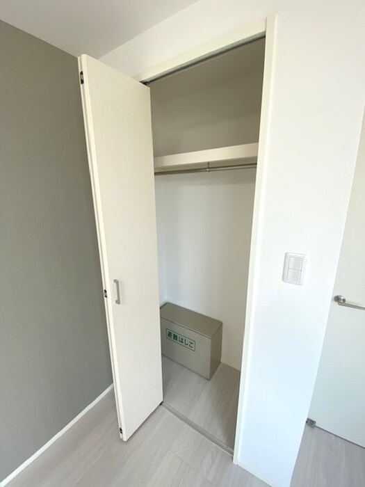 物件内観写真11　(収納)
