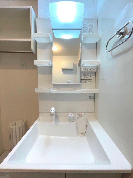 物件内観写真12　(洗面)