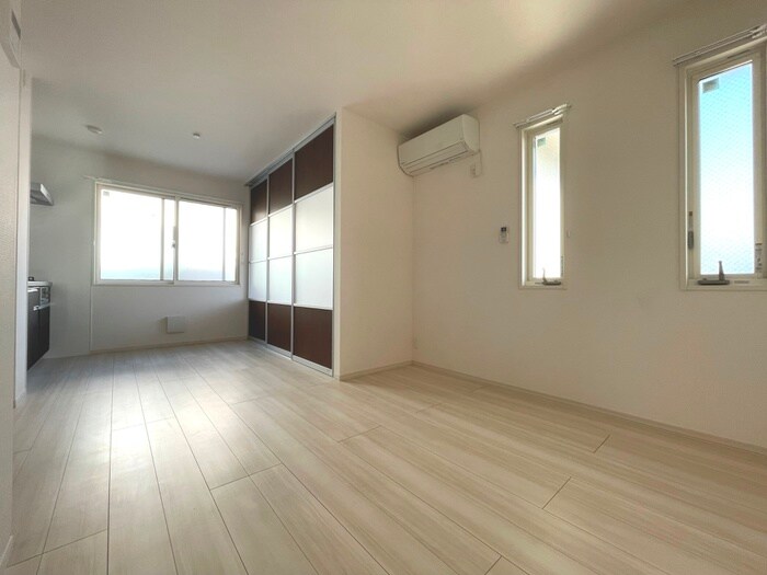 物件内観写真16　(居室)