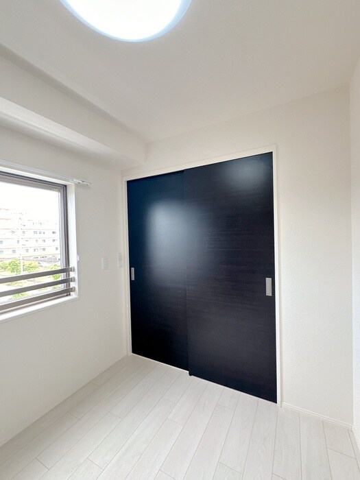 物件内観写真18　(居室)