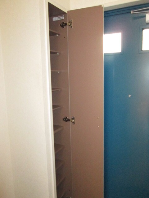 物件内観写真13　(靴箱)