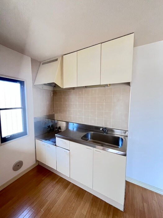 物件内観写真10　(居室)