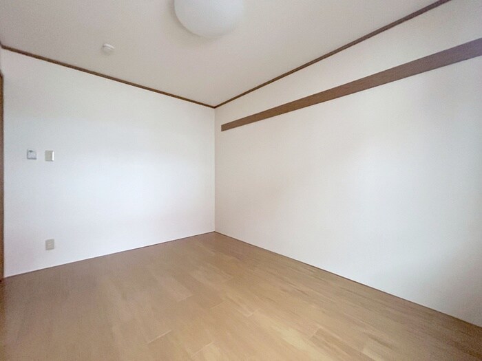 物件内観写真13　(居室)