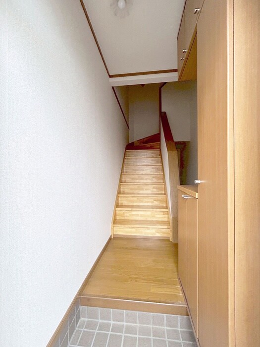 物件内観写真19　(廊下)