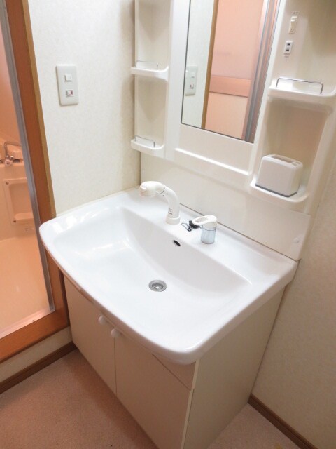 物件内観写真13　(洗面)