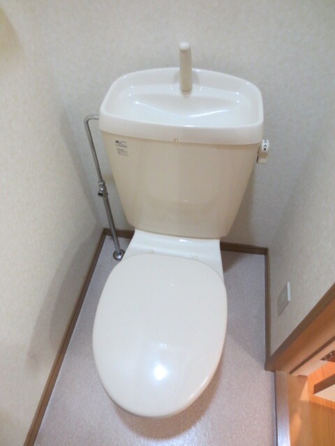 物件内観写真14　(トイレ)