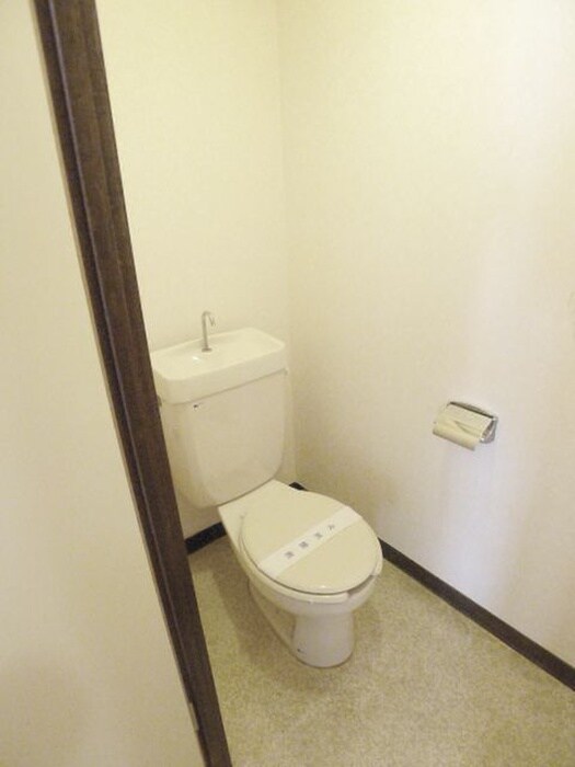 物件内観写真16　(トイレ)