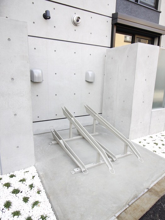 物件外観写真6　(駐車場)