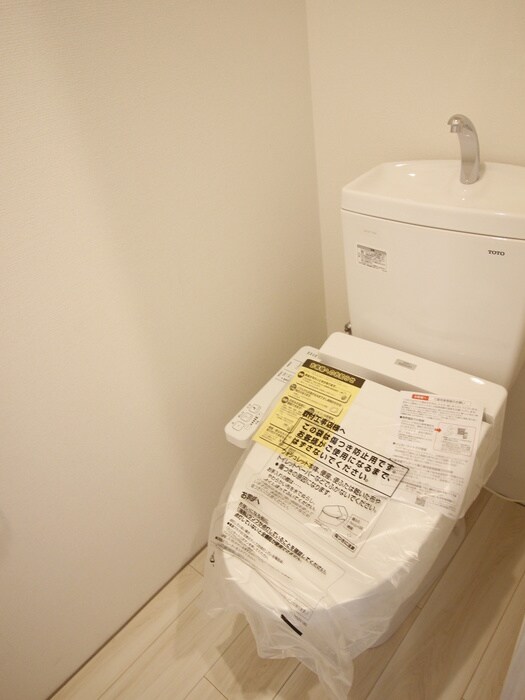 物件内観写真14　(トイレ)