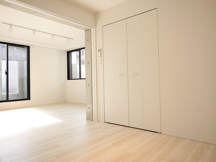 物件内観写真16　(内観写真)