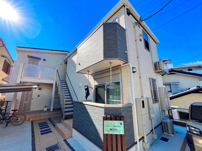 物件外観写真1　(外観写真)