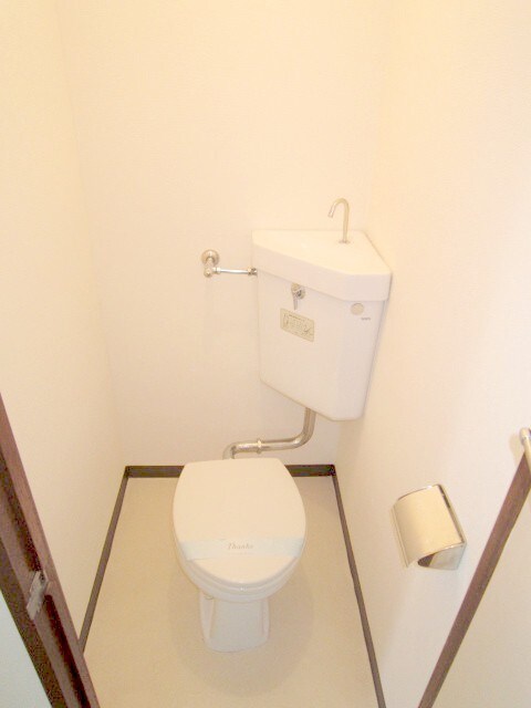 物件内観写真11　(トイレ)