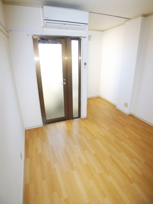 物件内観写真19　(居室)