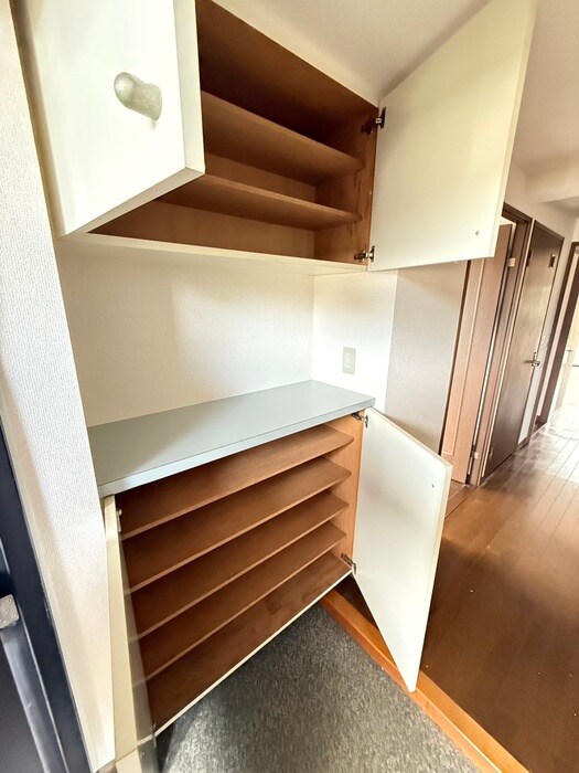 アルテール戸塚の靴箱