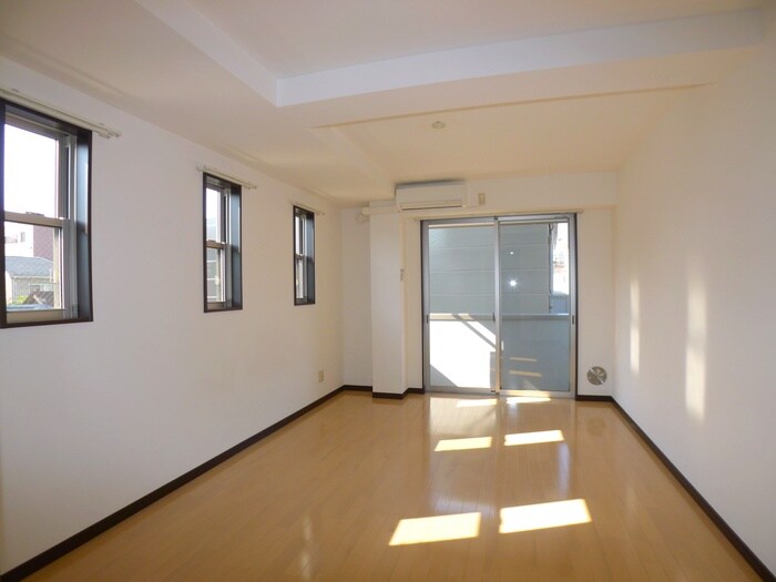 物件内観写真11　(居室)