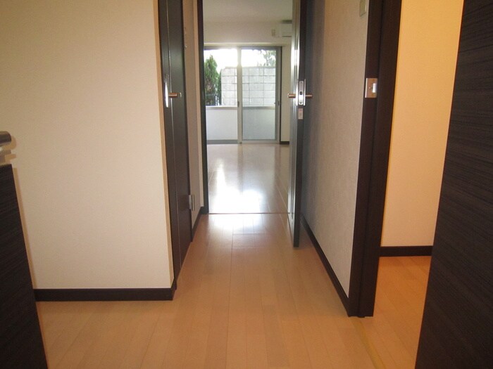 物件内観写真15　(居室)