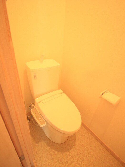 物件内観写真14　(トイレ)