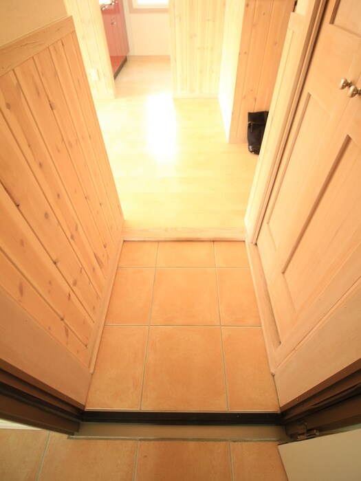 物件内観写真22　(玄関)