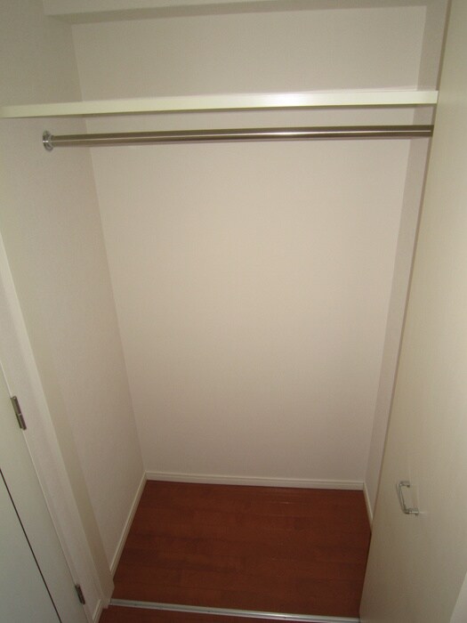 物件内観写真13　(収納)