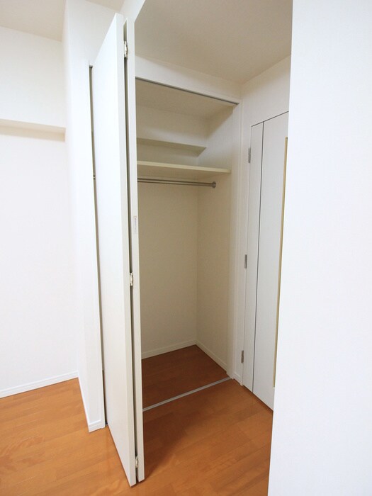 物件内観写真13　(収納)