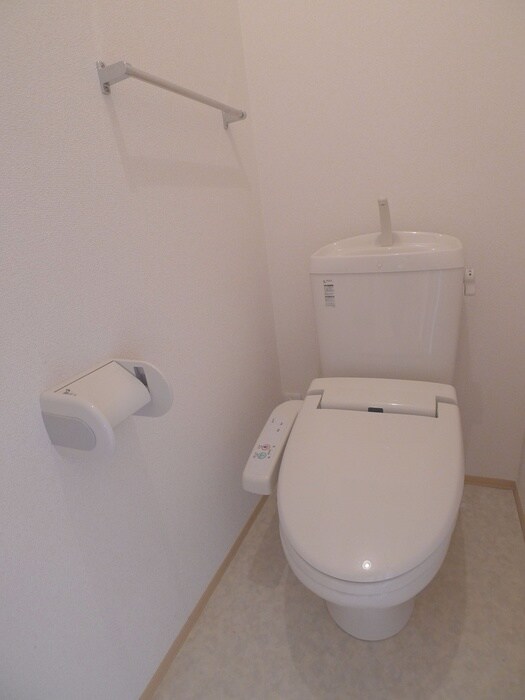 物件内観写真15　(トイレ)