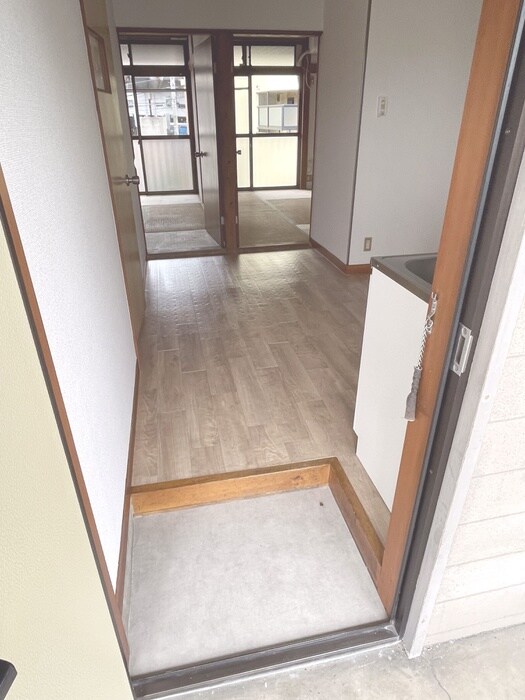 物件内観写真20　(玄関)