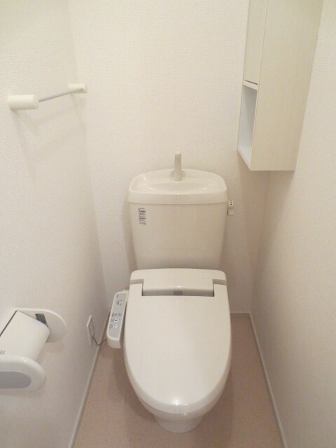 物件内観写真10　(トイレ)