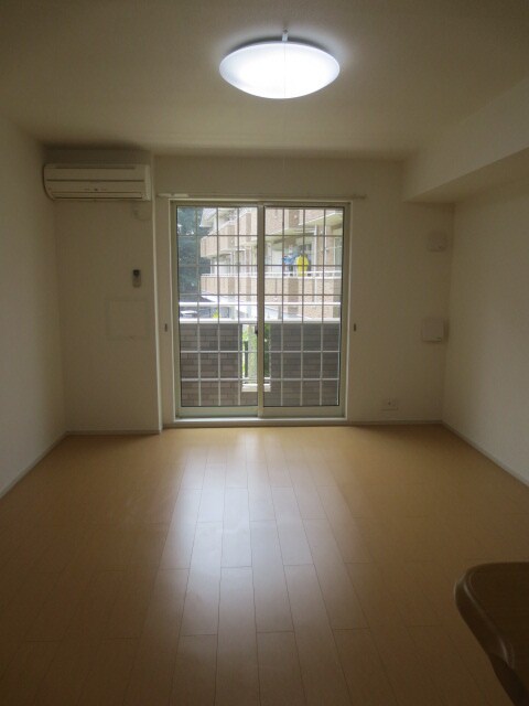 物件内観写真12　(居室)