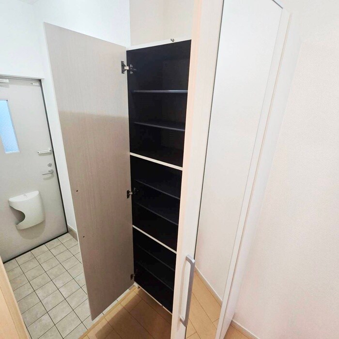 物件内観写真14　(靴箱)