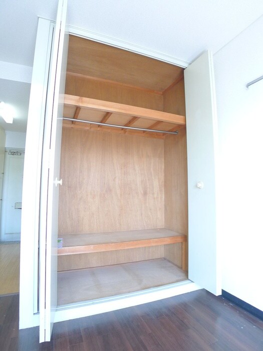 物件内観写真10　(収納)