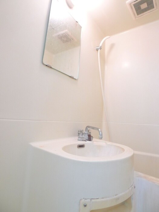 物件内観写真12　(洗面)