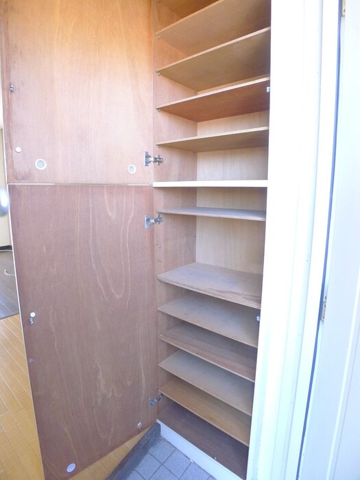 物件内観写真16　(靴箱)