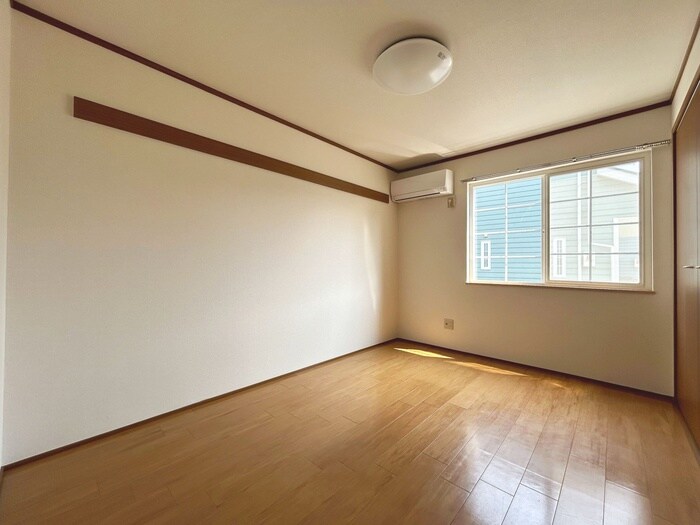 物件内観写真10　(居室)