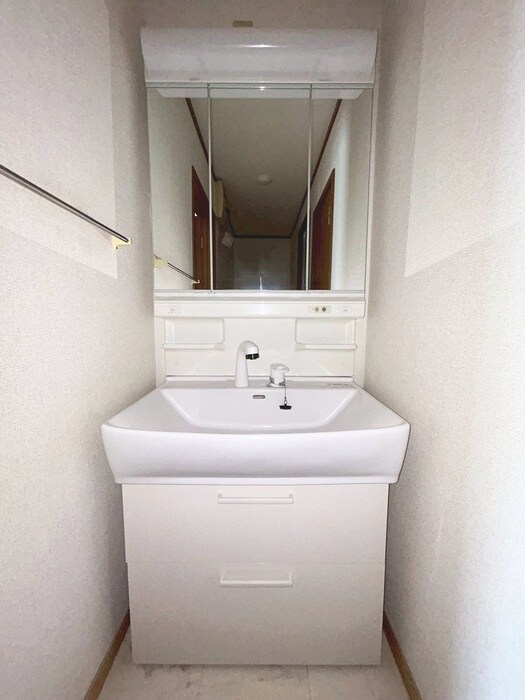 物件内観写真13　(洗面)