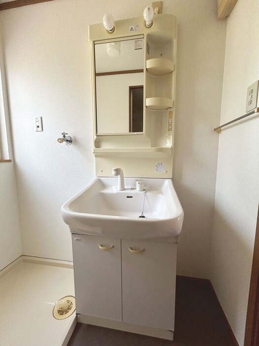 物件内観写真13　(洗面)