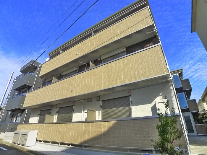 物件外観写真1　(外観写真)