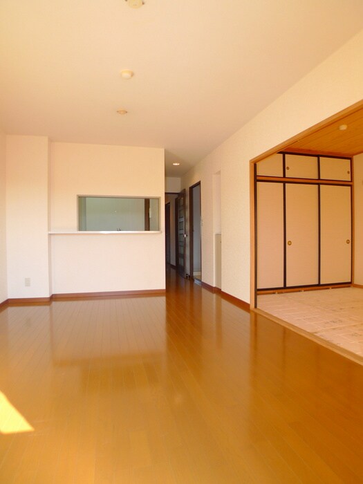 物件内観写真9　(居室)