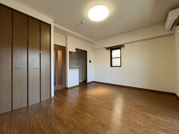 物件内観写真11　(居室)