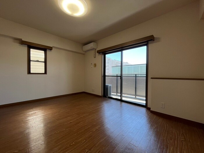 物件内観写真14　(居室)