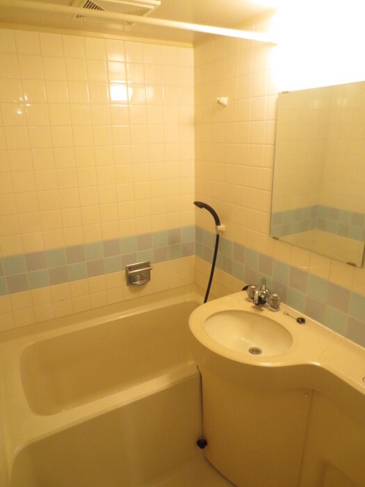 物件内観写真12　(バス／シャワールーム等)