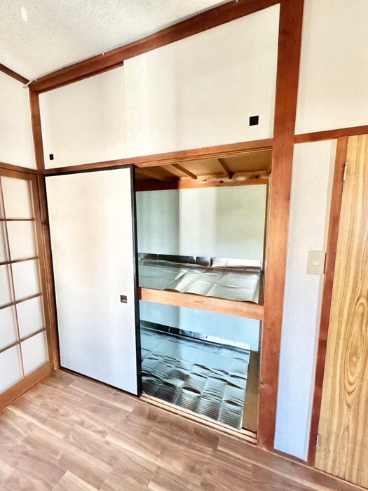物件内観写真10　(収納)