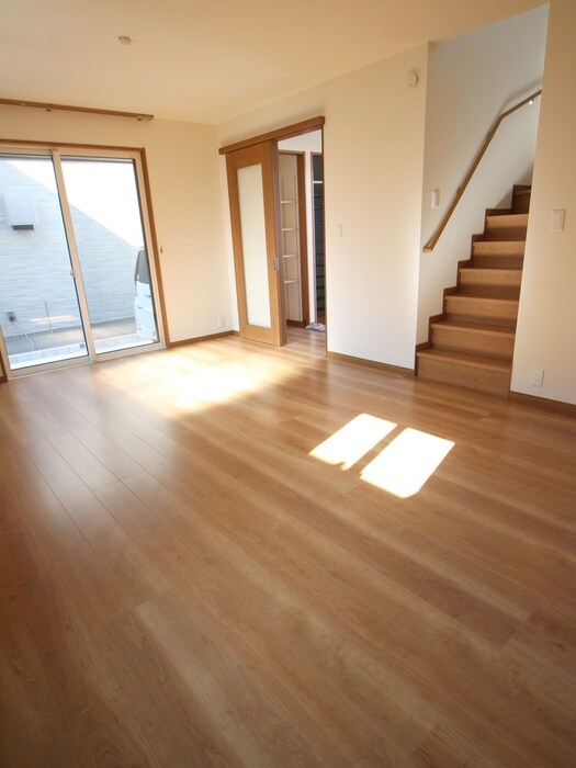 物件内観写真19　(居室)