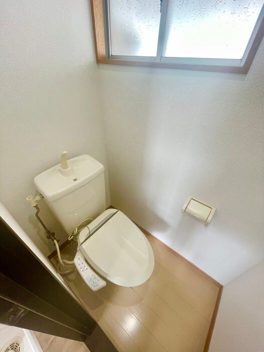 物件内観写真15　(トイレ)